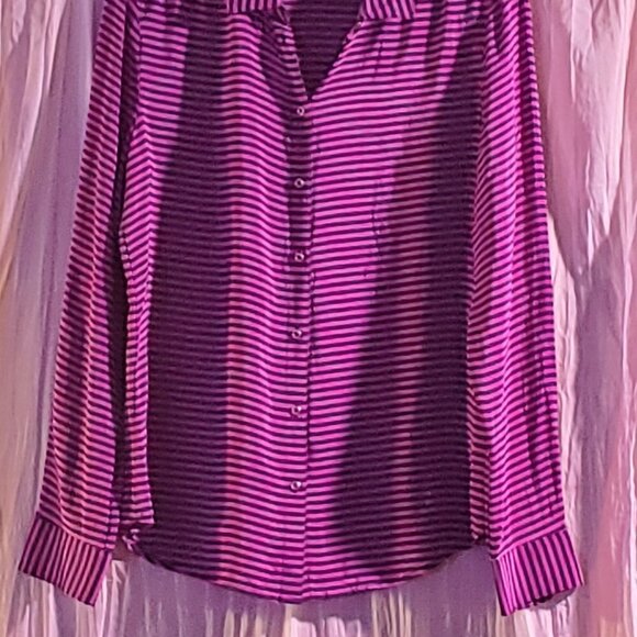 BANANA REPUBLIC 100% Silk Blouse Striped Magenta / Navy - Picture 3 of 3